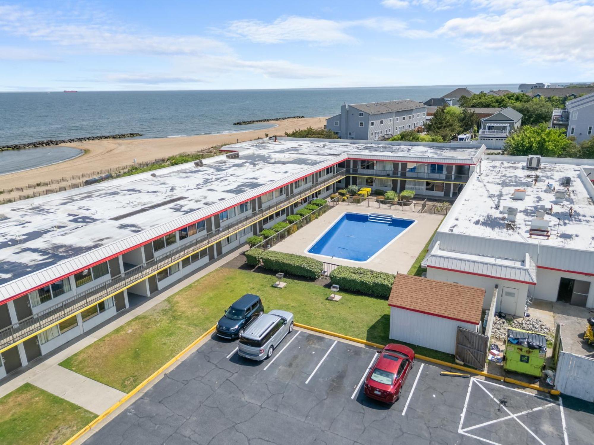 Casa Del Mar Hotel Norfolk Exterior photo